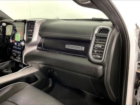 Used 2021 RAM 2500 Laramie w/ Night Edition image 22