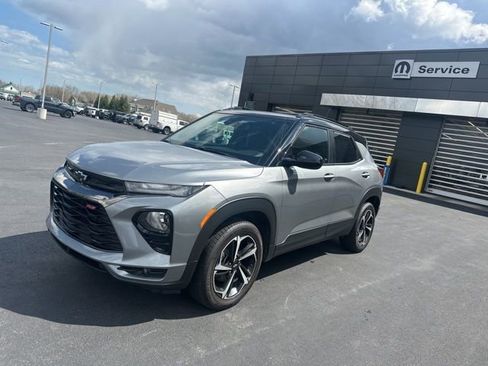 Used 2023 Chevrolet TrailBlazer RS w/ Convenience Package AWD/4WD image 3