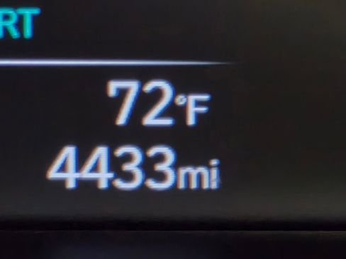 Certified 2025 Hyundai Elantra Sport image 34