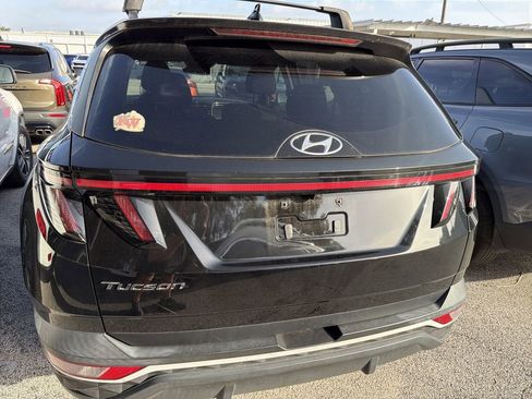 Used 2023 Hyundai Tucson SEL FWD image 9