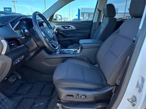 Used 2018 Chevrolet Traverse LT image 10