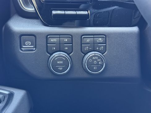 New 2026 Chevrolet Silverado 3500 High Country w/ Midnight Edition AWD/4WD image 25