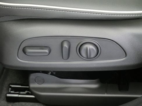 New 2026 Buick Envista Sport Touring w/ Studio Series FWD image 13