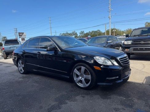 Used 2012 Mercedes-Benz E 350 Sedan image 3