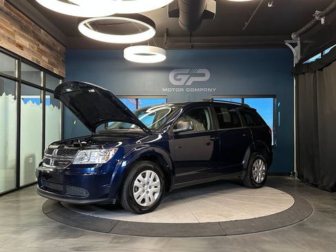 Used 2020 Dodge Journey SE FWD image 25