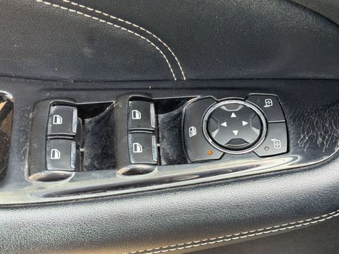 Used 2017 Ford Edge Titanium w/ Technology Package FWD image 20