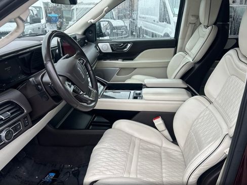 Used 2021 Lincoln Navigator Black Label image 9