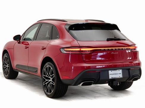 New 2025 Porsche Macan image 3