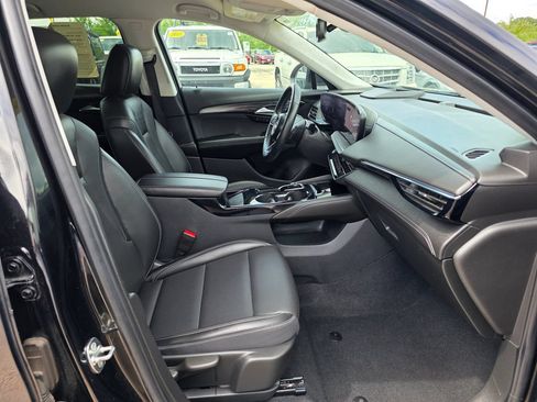 Used 2024 Buick Envision Preferred AWD/4WD image 34