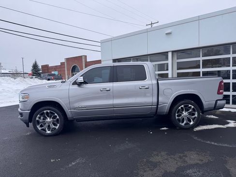 Used 2020 RAM 1500 Limited image 2