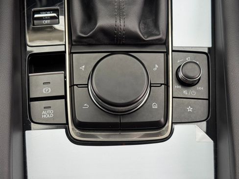 Used 2025 MAZDA MAZDA3 s image 29