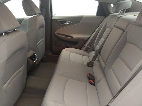 Used 2021 Chevrolet Malibu LT FWD image 18