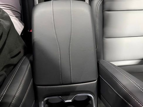 New 2026 Chevrolet Traverse LT w/ Driver Confidence Package image 25