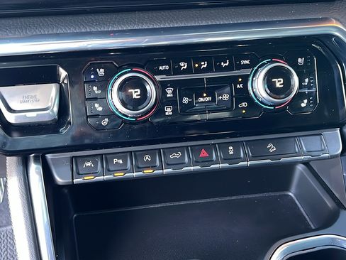 Used 2025 GMC Sierra 1500 Denali AWD/4WD image 25