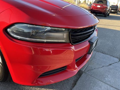 Used 2020 Dodge Charger SXT w/ Driver Convenience Group image 9