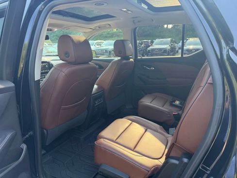 Used 2018 Chevrolet Traverse High Country w/ LPO, Floor Liner Package AWD/4WD image 7