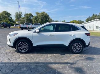New 2025 Ford Escape SE FWD video 2