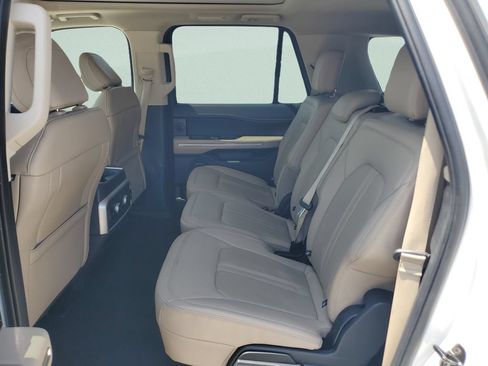 Used 2024 Ford Expedition Max Limited AWD/4WD image 10