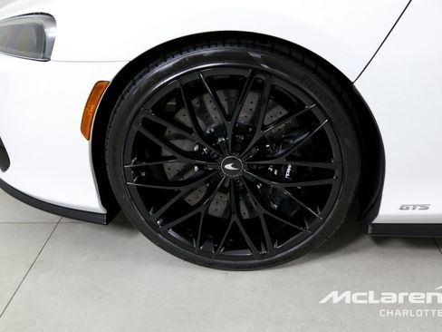 Used 2025 McLaren GTS image 28