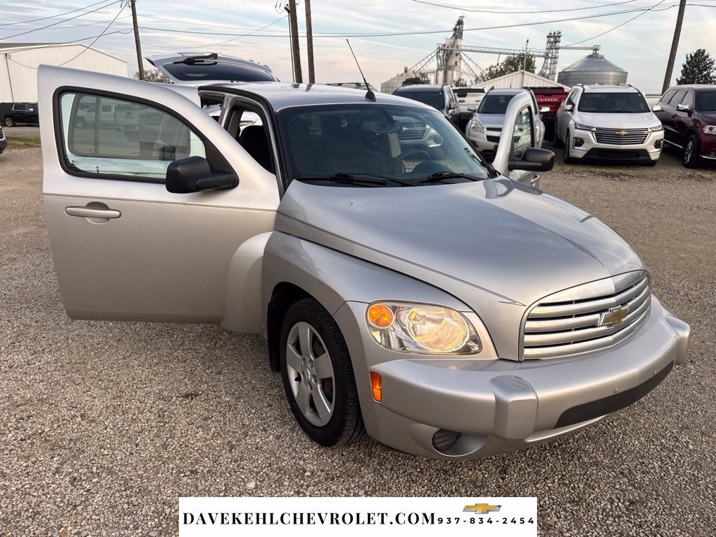Used 2008 Chevrolet HHR LS FWD image 16