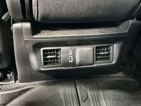 Used 2026 GMC Sierra 2500 SLE w/ SLE Value Package; image 28