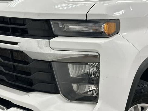 Used 2024 Chevrolet Silverado 2500 LT w/ Snow Plow Prep/Camper Package AWD/4WD image 32