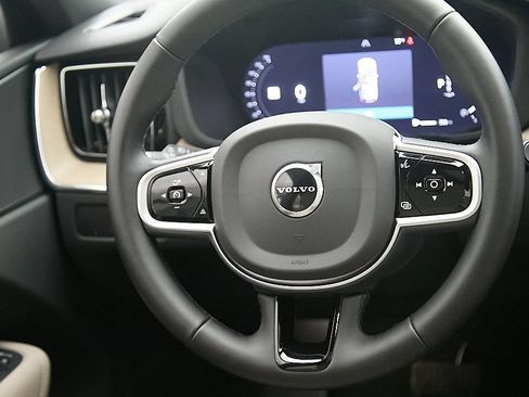 Certified 2026 Volvo XC60 B5 Plus AWD/4WD image 25