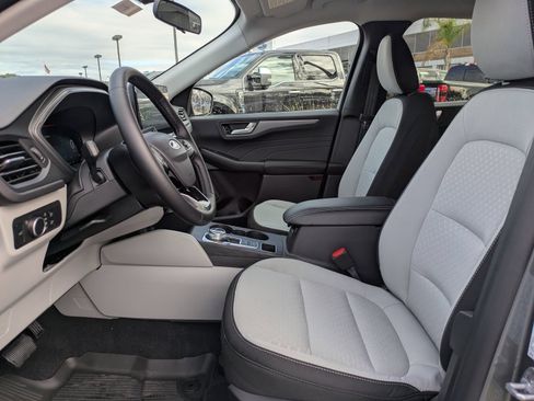 New 2026 Ford Escape Active w/ Active Premium Tech Pack FWD image 21