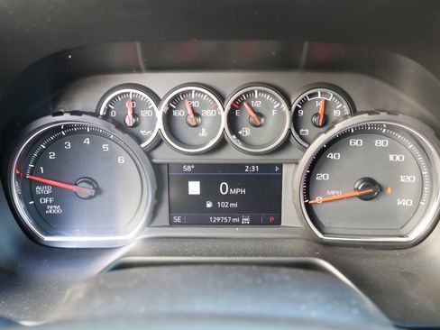 Used 2021 Chevrolet Tahoe LT w/ LT Signature Package image 21