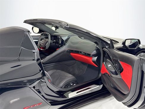 Used 2023 Chevrolet Corvette Z06 w/ Stealth Interior Trim Package RWD image 26