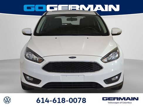 Used 2018 Ford Focus SEL w/ Cold Weather Package FWD image 4