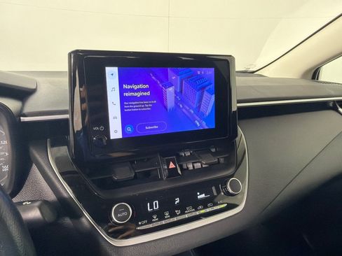 Used 2024 Toyota Corolla LE FWD image 15