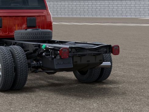 New 2026 RAM 5500 Tradesman AWD/4WD image 14