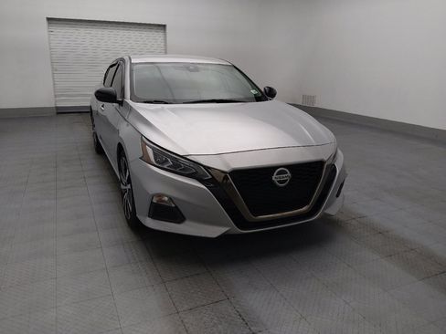 Used 2021 Nissan Altima 2.5 SR FWD image 14