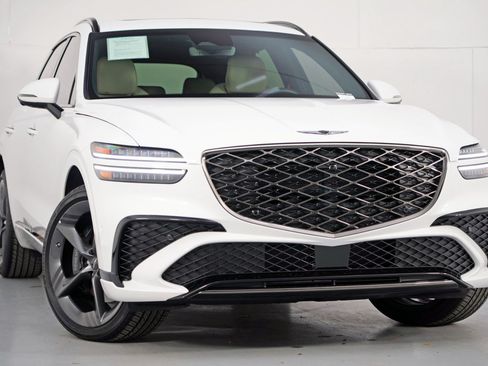 Used 2026 Genesis GV70 3.5T Sport Prestige AWD/4WD image 4