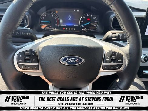 Used 2023 Ford Explorer XLT w/ Equipment Group 202A AWD/4WD image 25