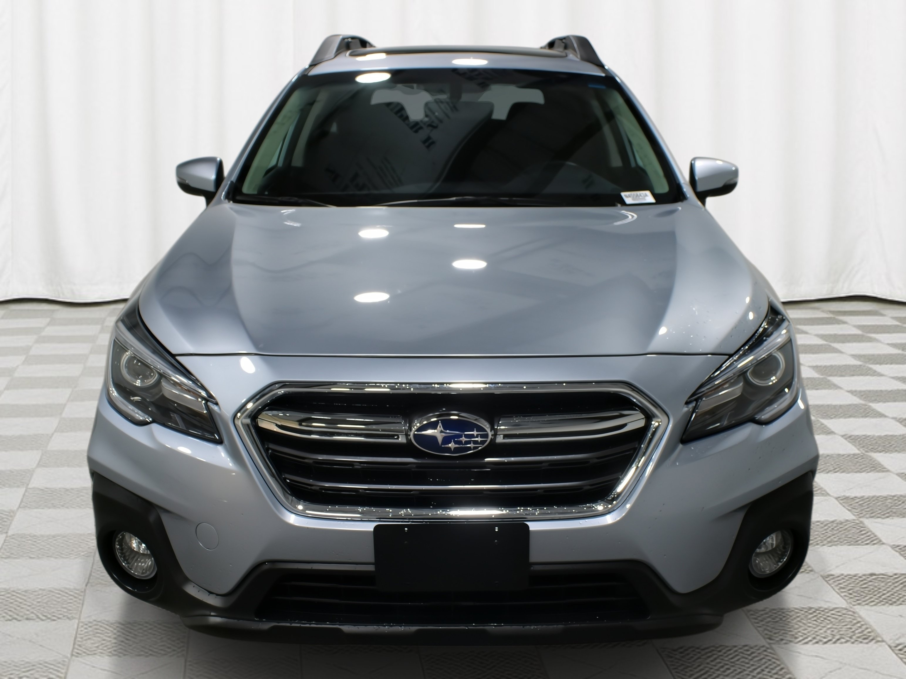 Used 2019 Subaru Outback 2.5i Limited AWD/4WD image 8
