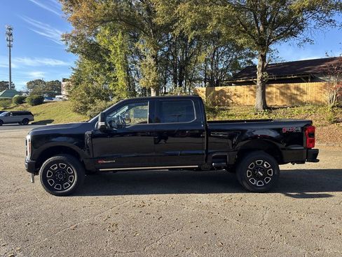 New 2025 Ford F350 Platinum w/ FX4 Off-Road Package AWD/4WD image 4