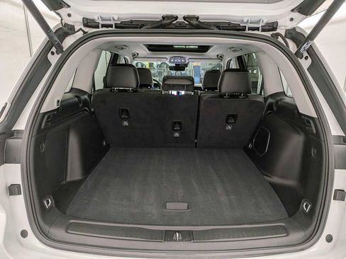 Used 2022 Jeep Grand Cherokee Limited 4xe w/ Luxury Tech Group II image 35