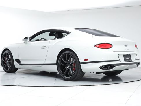 Used 2021 Bentley Continental GT V8 image 3
