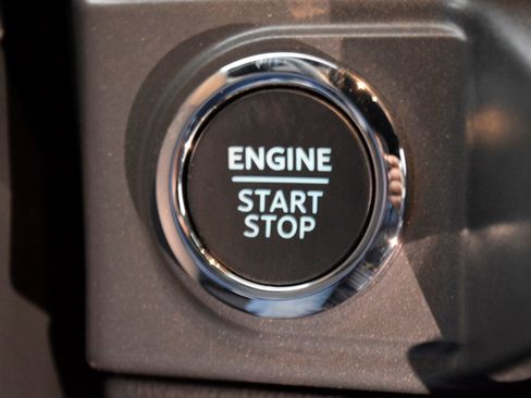 New 2026 Ford F150 XLT w/ Equipment Group 302A MID image 15