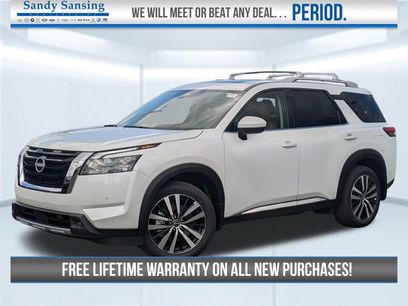 New 2025 Nissan Pathfinder Platinum w/ Cargo Package