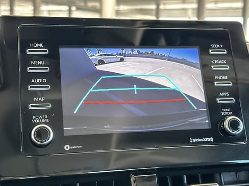Certified 2022 Toyota Camry SE FWD image 17