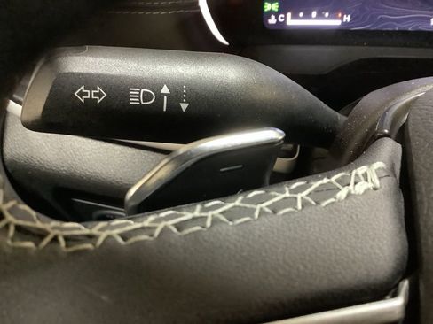 Used 2023 Jeep Grand Cherokee L Laredo image 29