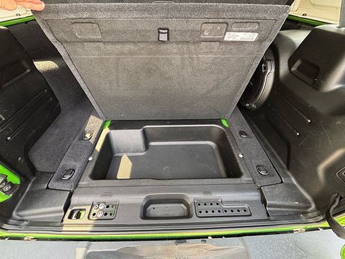 Used 2019 Jeep Wrangler Unlimited Sahara w/ Uconnect 4C Nav & Sound Group AWD/4WD image 22