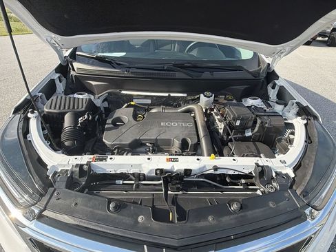 Certified 2022 Chevrolet Equinox LT FWD image 28