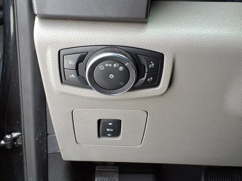 Used 2016 Ford F150 XLT w/ Equipment Group 301A Mid image 16