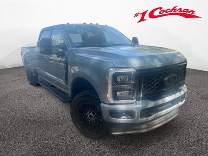 New 2026 Ford F350 Lariat w/ Black Appearance Package