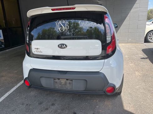 Used 2015 Kia Soul + w/ Audio Package image 18