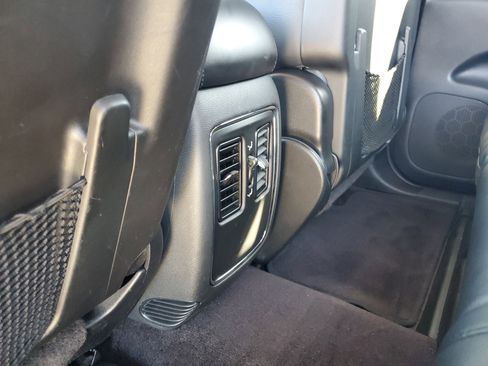 Used 2019 Dodge Durango SXT w/ 3rd Row Seating Group image 9